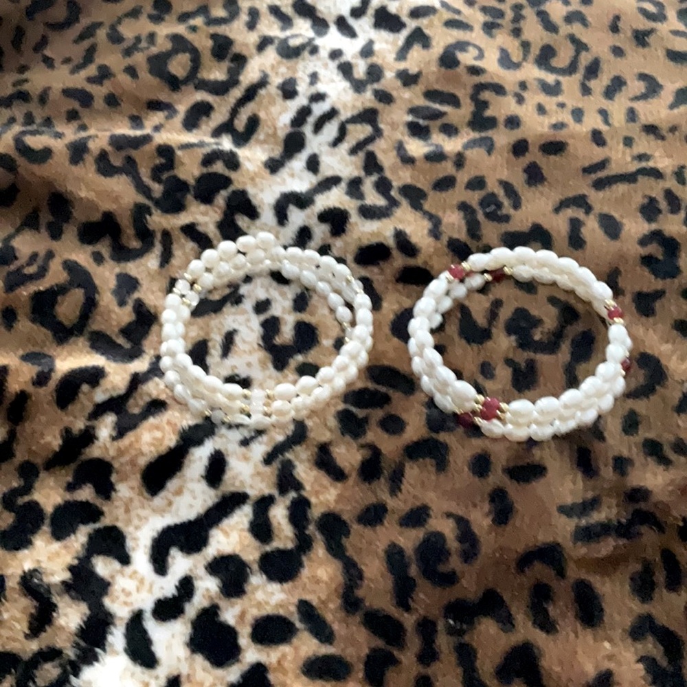 Cultured freshwater Pearl bracelets
